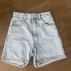 ZARA | Mom Shorts